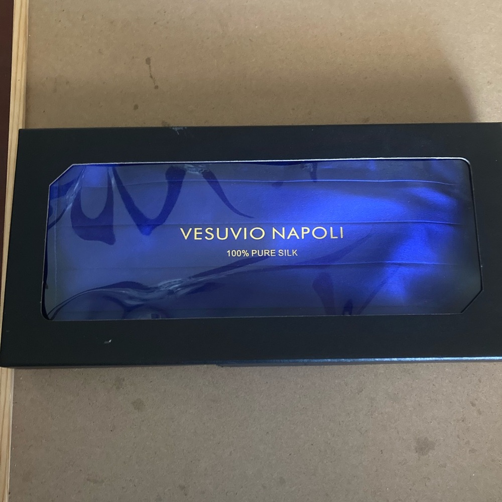NIB Vesuvio Napoli Blue Silk Cumber-bun